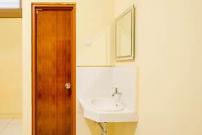 OYO 2354 3 Point Residence