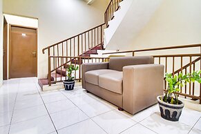 OYO 2354 3 Point Residence