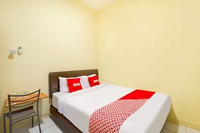 OYO 2354 3 Point Residence