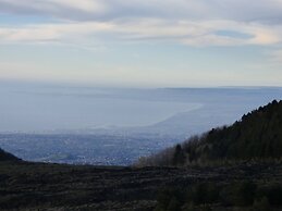 Etna Holiday Home,studio Melograno