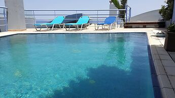 Villa Afrodite PRIVATE POOL On The Roof Sea View