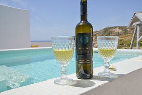 Avgerinos Deluxe Rooms