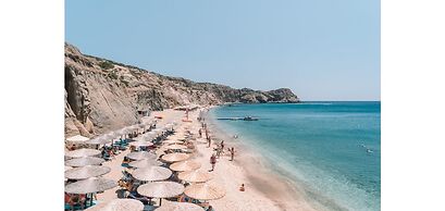 Avgerinos Deluxe Rooms