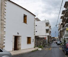 Luxury Maisonette, Big Yard