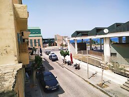 Cozy, Modern And Shiny Flat Near Center & Port