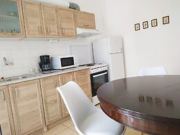 Cozy, Modern And Shiny Flat Near Center & Port