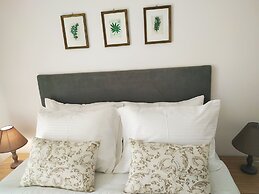 Cozy, Modern And Shiny Flat Near Center & Port