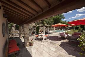 Mulino Cintoia Chianti Toscana Pool, Sauna and Jacuzzi Experience