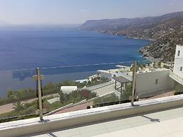 Luxurious Suite Athena Near To Beach