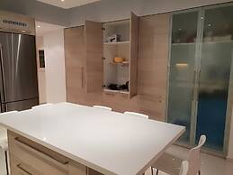 Luxurious Suite Athena Near To Beach