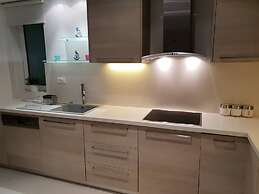 Luxurious Suite Athena Near To Beach