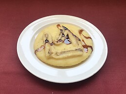 The Packer Box - Hostel