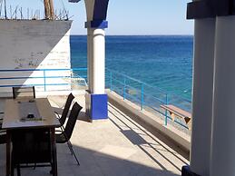 Seaside Cozy House ON THE SEASouth Crete