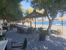 Seaside Cozy House ON THE SEASouth Crete