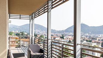 Como Luxury Lake View Spa