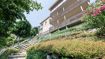 Como Luxury Lake View Spa