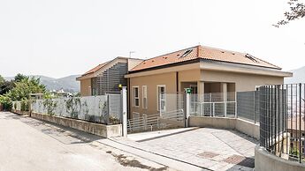 Como Luxury Lake View Spa