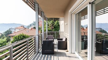 Como Luxury Lake View Spa