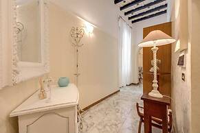 Trevis Lucky Treasure