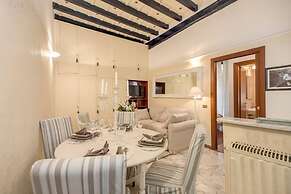 Trevis Lucky Treasure