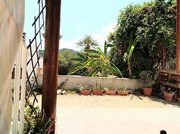 Tertenia Ground Floor South 3 min Walk From the sea