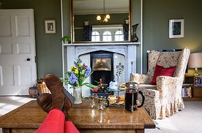 Charming 2-bed House Near Westlinton, Carlisle