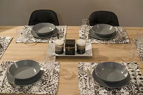 City Center Flat Near Museum and Port