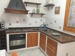 Trilocale In Villa Con Piscina - Clima E Wi-fi