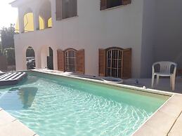Trilocale In Villa Con Piscina - Clima E Wi-fi