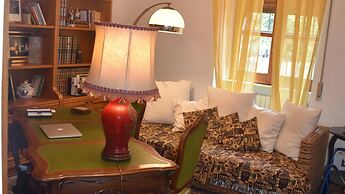 Stunning Villa With Private Pool Chlorine-free and Jacuzzi