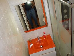 Apt Duplex Orange- Barcelona Max 6 People