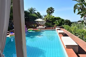 Suite Margherita With Private Garden and Shared Pool