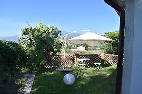 Suite Margherita With Private Garden and Shared Pool
