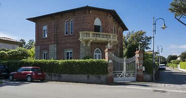 Fantastic Liberty Villa in the Heart of Versilia