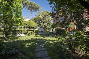 Fantastic Liberty Villa in the Heart of Versilia