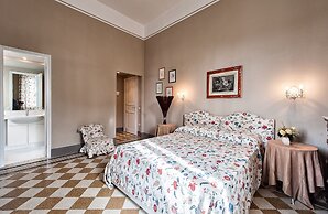 Fantastic Liberty Villa in the Heart of Versilia