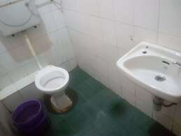 New Rwathia Guest House