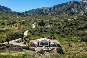 Villa Elena 2 Km From the Natural Reserve of Zingaro