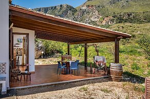 Villa Elena 2 Km From the Natural Reserve of Zingaro