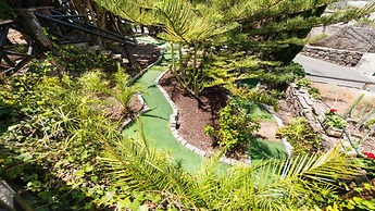 Villa With its own Swimming-pool, Jaccuzi and Sauna With Views to San 