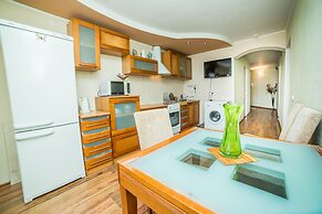 Apartment on Fastovskaya St. 14