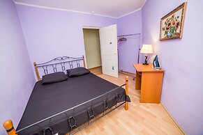 Apartment on Fastovskaya St. 14