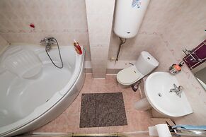 Apartment on Fastovskaya St. 14