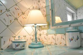 Very Cozy, Comfortable