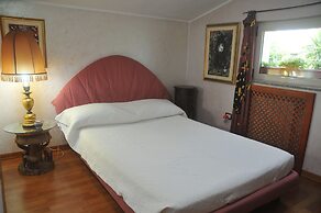 Very Cozy, Comfortable