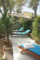 Very Cozy, Comfortable