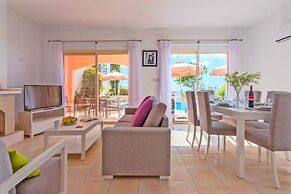 Resitour - Perneri Villas