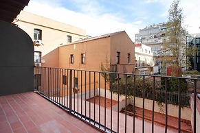 Modern Quiet Flat With A Large Balcony