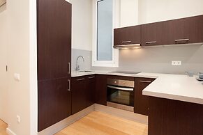 Spacious and Modern Apartment