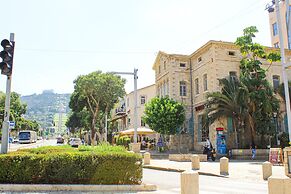 Modern Ben gurion Apt By Ahlan Hospitality